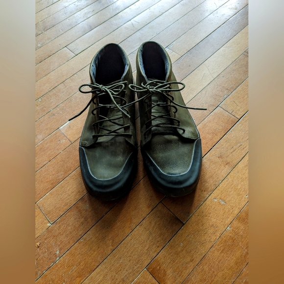 Men's size 9/EU 42 Camper Chasis leather high tops - Picture 1 of 4